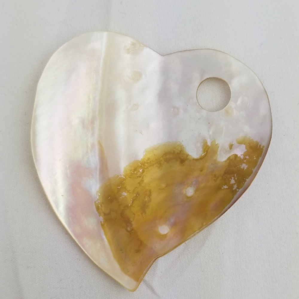 🍓Large Heart Seashell - Picture 2 of 5